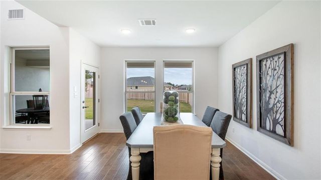 112 Amber Oak LN, Georgetown, TX 78628
