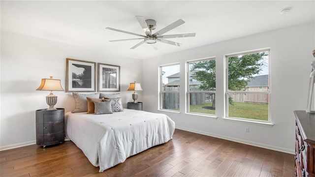 112 Amber Oak LN, Georgetown, TX 78628