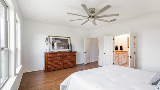 112 Amber Oak LN, Georgetown, TX 78628