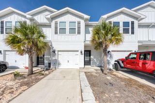 15 Redbird Lp, Destin, FL 32541