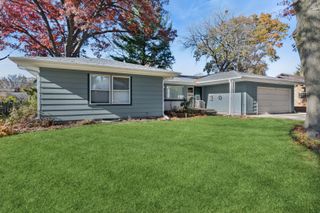 143 S Buell Avenue, Aurora, IL 60506