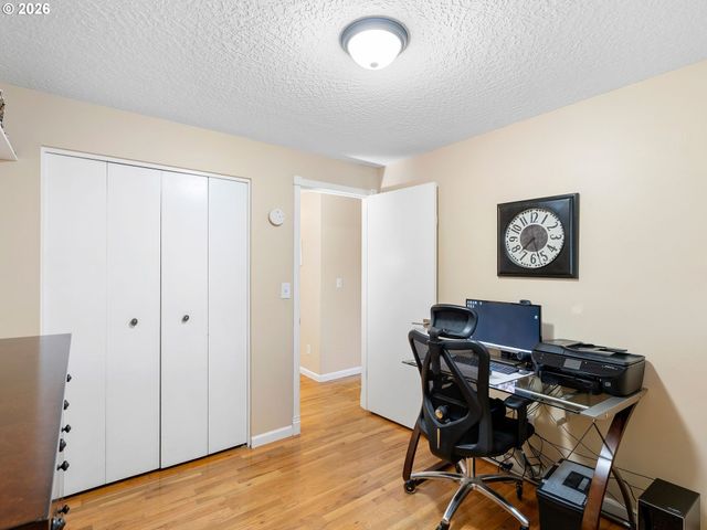 2036 SALLAL Rd, Woodburn, OR 97071