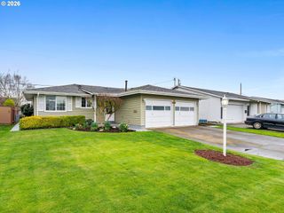 2036 SALLAL Rd, Woodburn, OR 97071