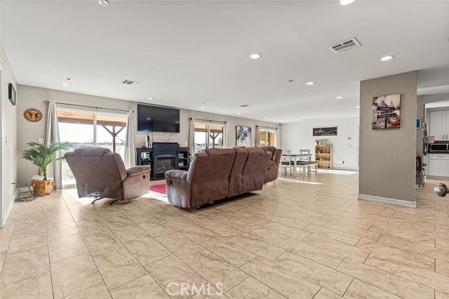 47867 80th, Lancaster, CA 93536