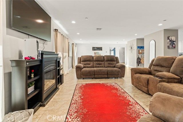 47867 80th, Lancaster, CA 93536