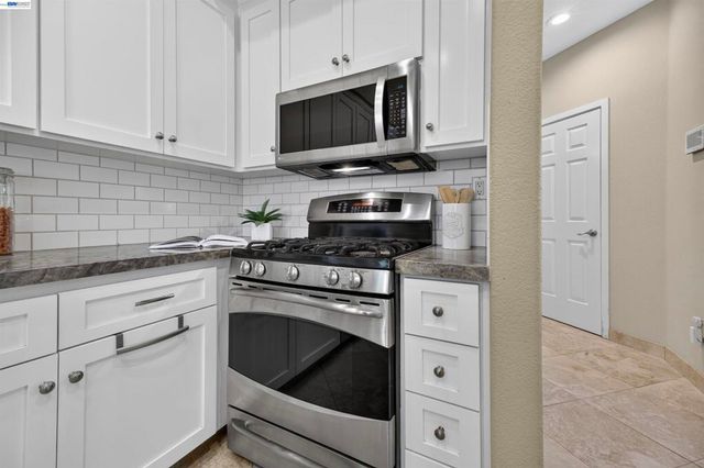 305 Sutton Cir, Danville, CA 94506