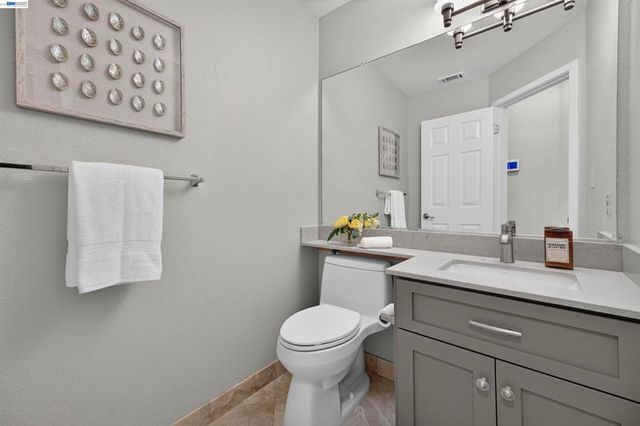 305 Sutton Cir, Danville, CA 94506