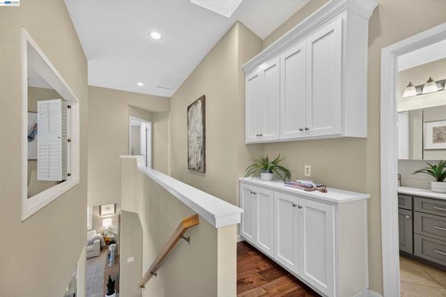 305 Sutton Cir, Danville, CA 94506