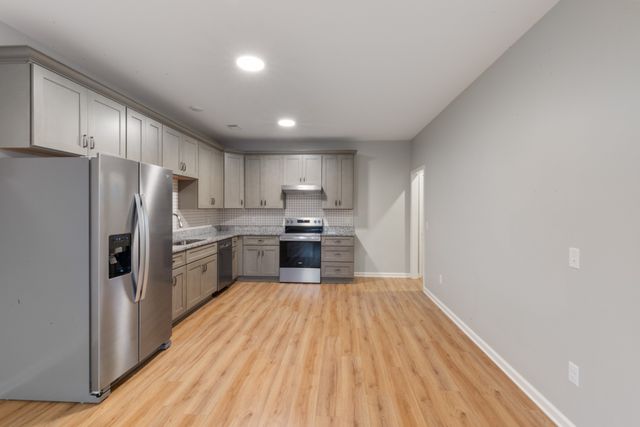 103 Mack St, Dickson, TN 37055