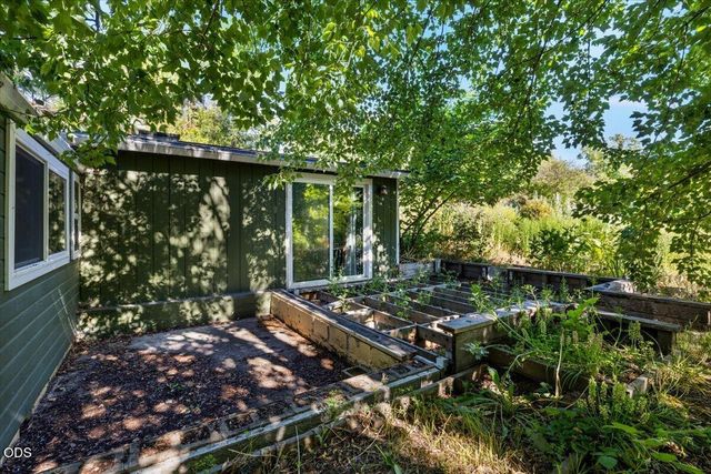 1312 Iowa Street, Ashland, OR 97520