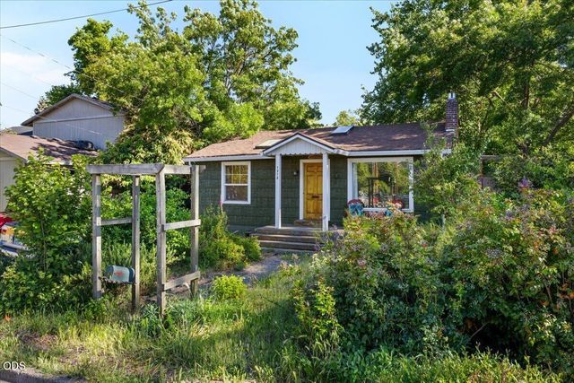 1312 Iowa Street, Ashland, OR 97520