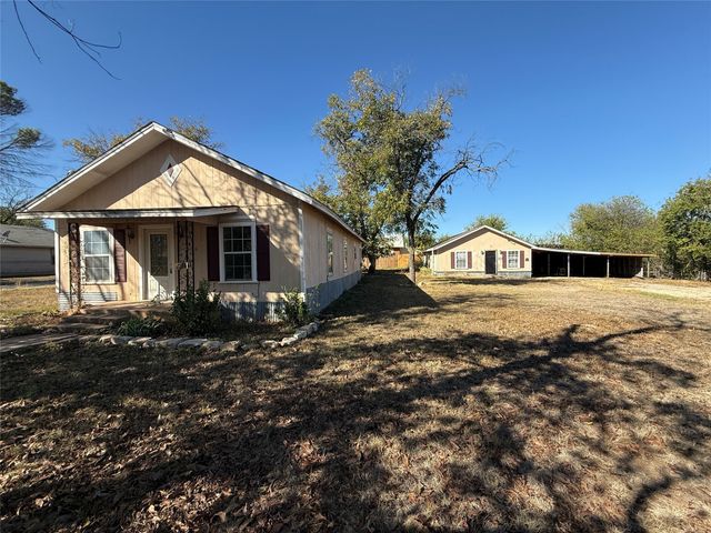 1814 S Neches Street 1816, Coleman, TX 76834