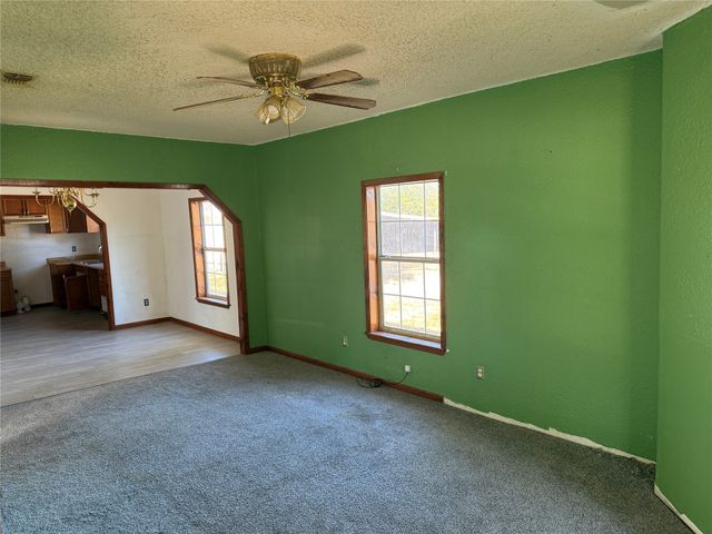 1814 S Neches Street 1816, Coleman, TX 76834