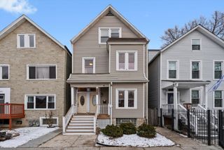 1731 N Central Park Avenue, Chicago, IL 60647