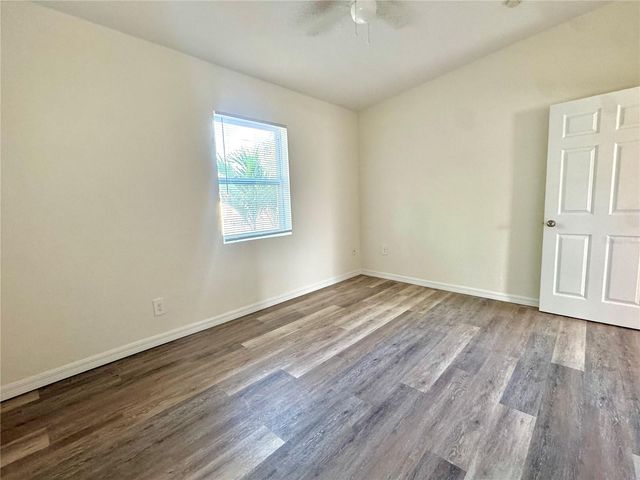 9805 N MYRTLE STREET, Tampa, FL 33617