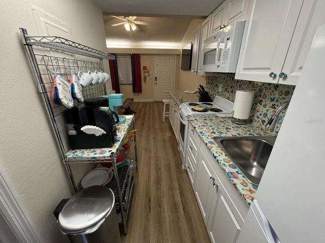 20865 HAULOVER COVE D-4, Lutz, FL 33558
