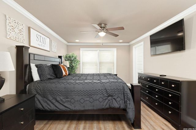 730 S Mesquite Ave, New Braunfels, TX 78130