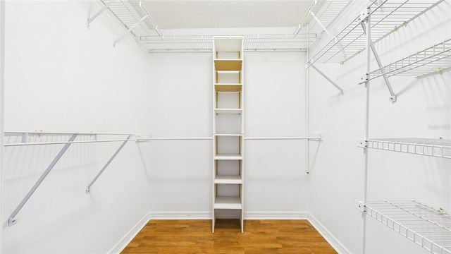 2013 W DEL WEBB BOULEVARD, Sun City Center, FL 33573