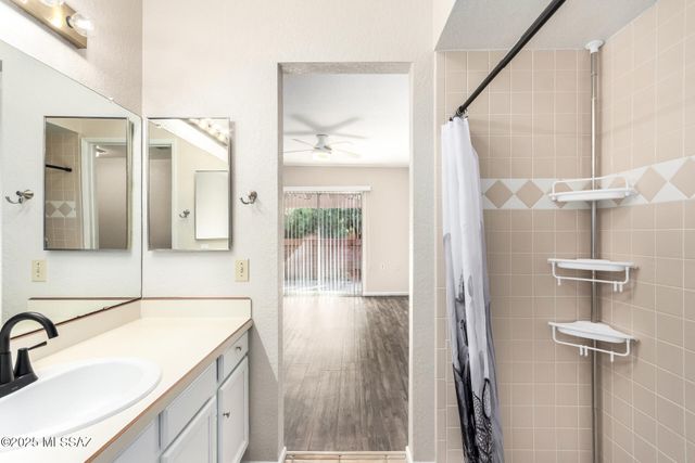 1665 N Rio Yaqui, Green Valley, AZ 85614