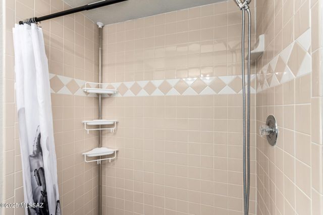 1665 N Rio Yaqui, Green Valley, AZ 85614