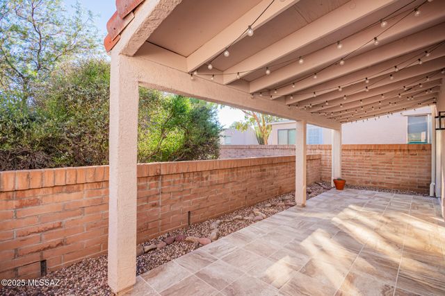1665 N Rio Yaqui, Green Valley, AZ 85614