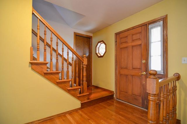 2360 LA RUE LANE, Green Bay, WI 54313