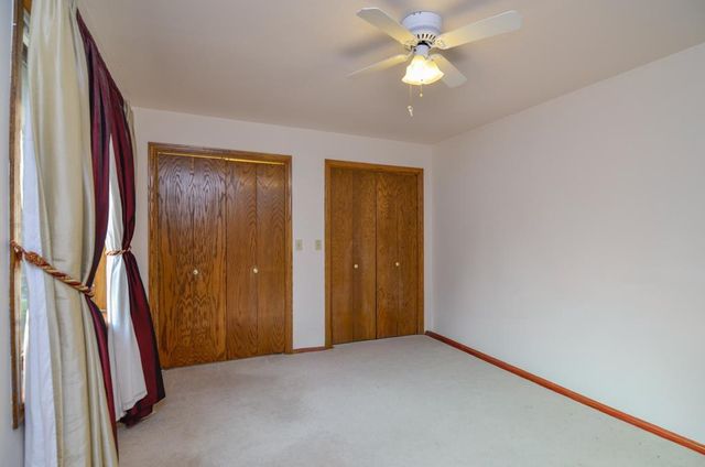 2360 LA RUE LANE, Green Bay, WI 54313