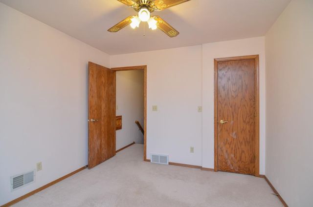 2360 LA RUE LANE, Green Bay, WI 54313