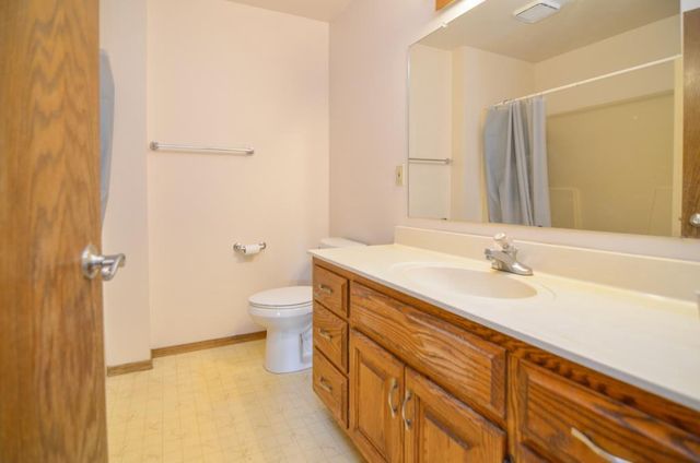 2360 LA RUE LANE, Green Bay, WI 54313