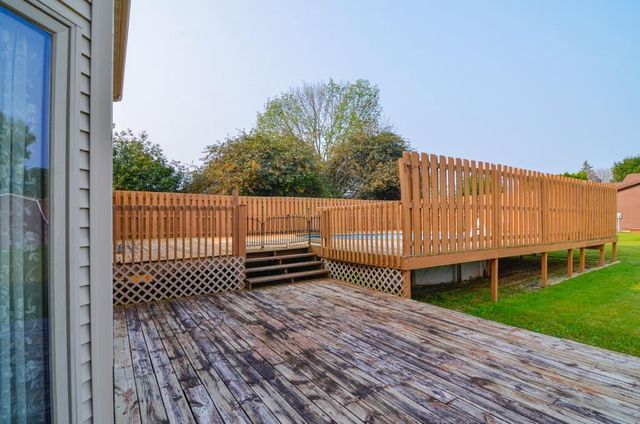 2360 LA RUE LANE, Green Bay, WI 54313
