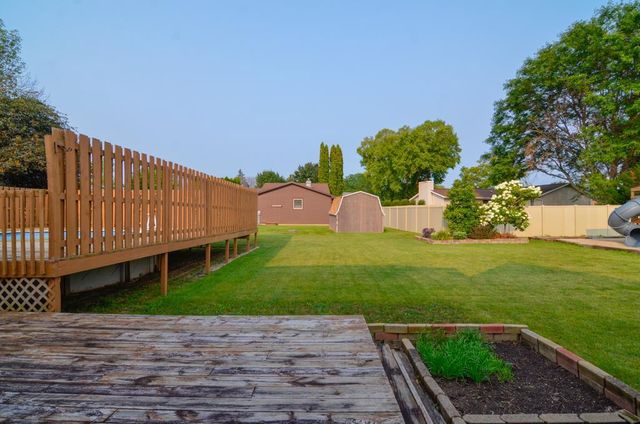 2360 LA RUE LANE, Green Bay, WI 54313