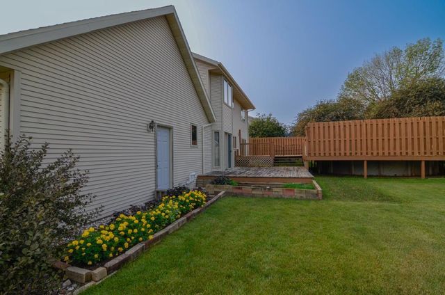 2360 LA RUE LANE, Green Bay, WI 54313