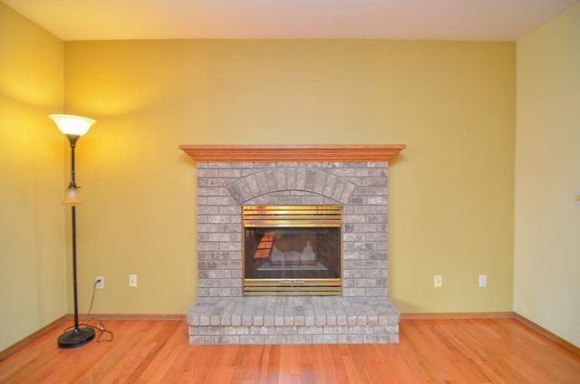 2360 LA RUE LANE, Green Bay, WI 54313