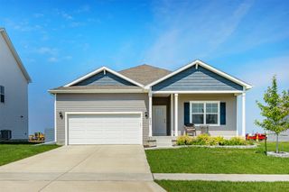 6828 NW 106th Street, Johnston, IA 50131