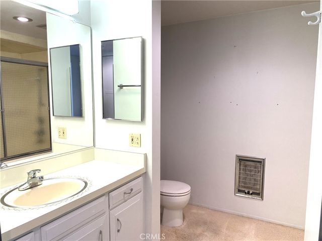 1950 McKinney Way, M15-11J, Seal Beach, CA 90740
