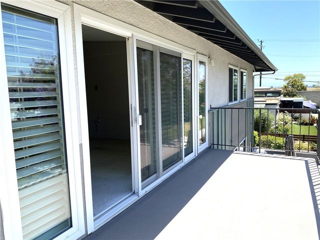 1950 McKinney Way, M15-11J, Seal Beach, CA 90740