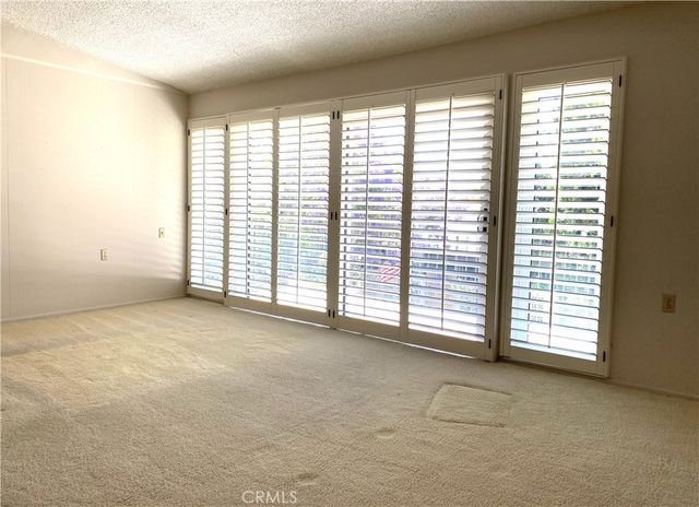 1950 McKinney Way, M15-11J, Seal Beach, CA 90740