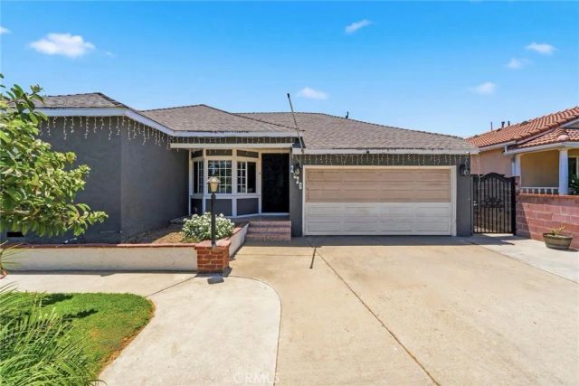 2526 E 220th, Carson, CA 90810