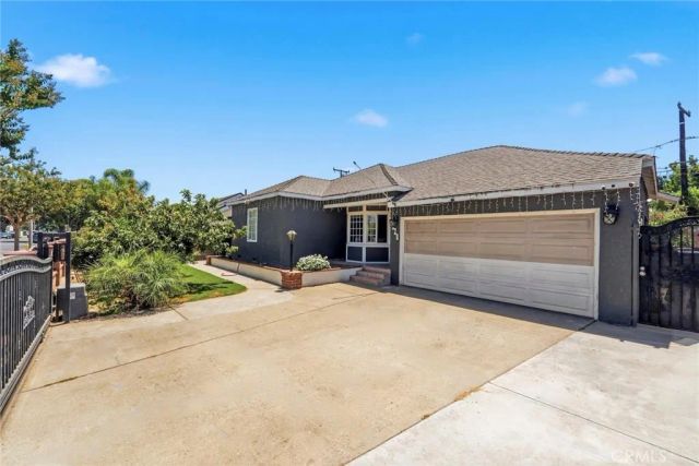 2526 E 220th, Carson, CA 90810