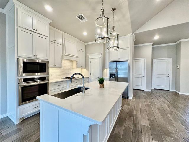 8324 Rainier Street, Edmond, OK 73034