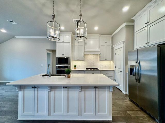 8324 Rainier Street, Edmond, OK 73034