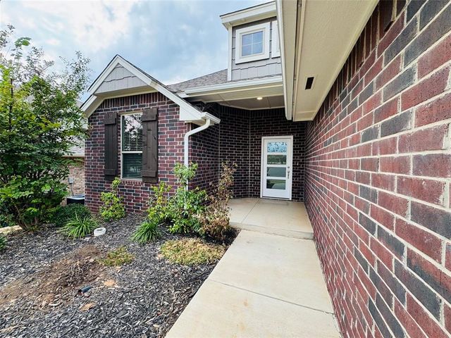 8324 Rainier Street, Edmond, OK 73034
