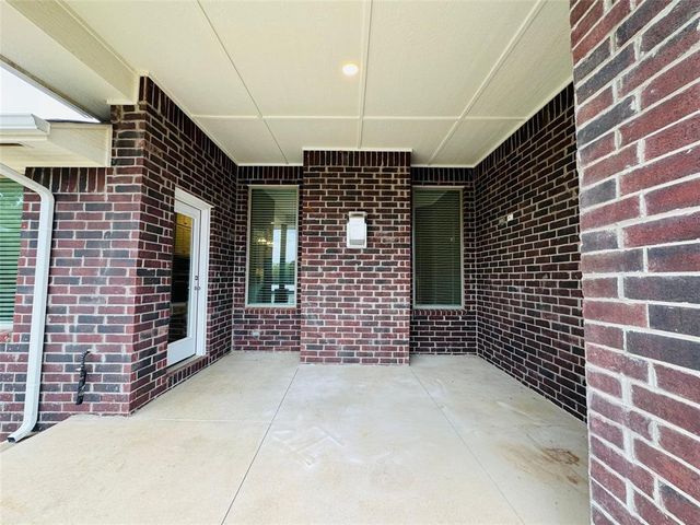 8324 Rainier Street, Edmond, OK 73034