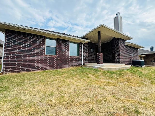 8324 Rainier Street, Edmond, OK 73034
