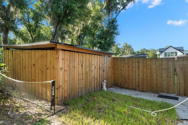 590 LAKE WINNEMISSETT DRIVE, Deland, FL 32724
