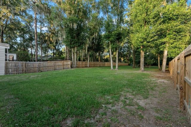 590 LAKE WINNEMISSETT DRIVE, Deland, FL 32724