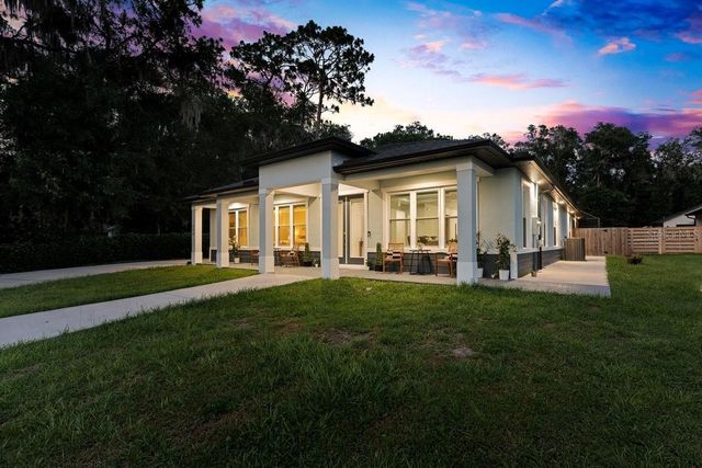 590 LAKE WINNEMISSETT DRIVE, Deland, FL 32724