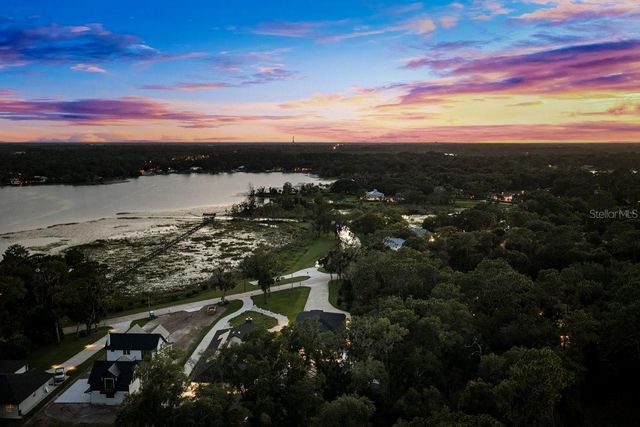 590 LAKE WINNEMISSETT DRIVE, Deland, FL 32724