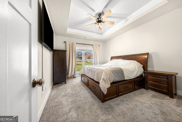 529 North Point Circle, Hartwell, GA 30643