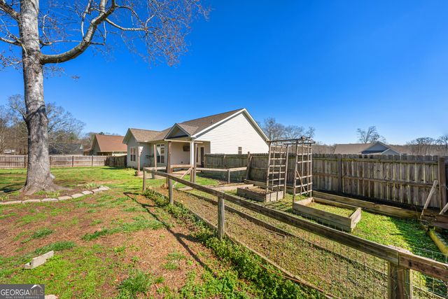 529 North Point Circle, Hartwell, GA 30643